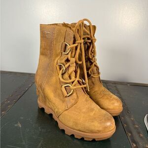 Sorel Joan of Arctic Wedge Mid Boot Ash Brown Waterproof Bootie Women's Size 6